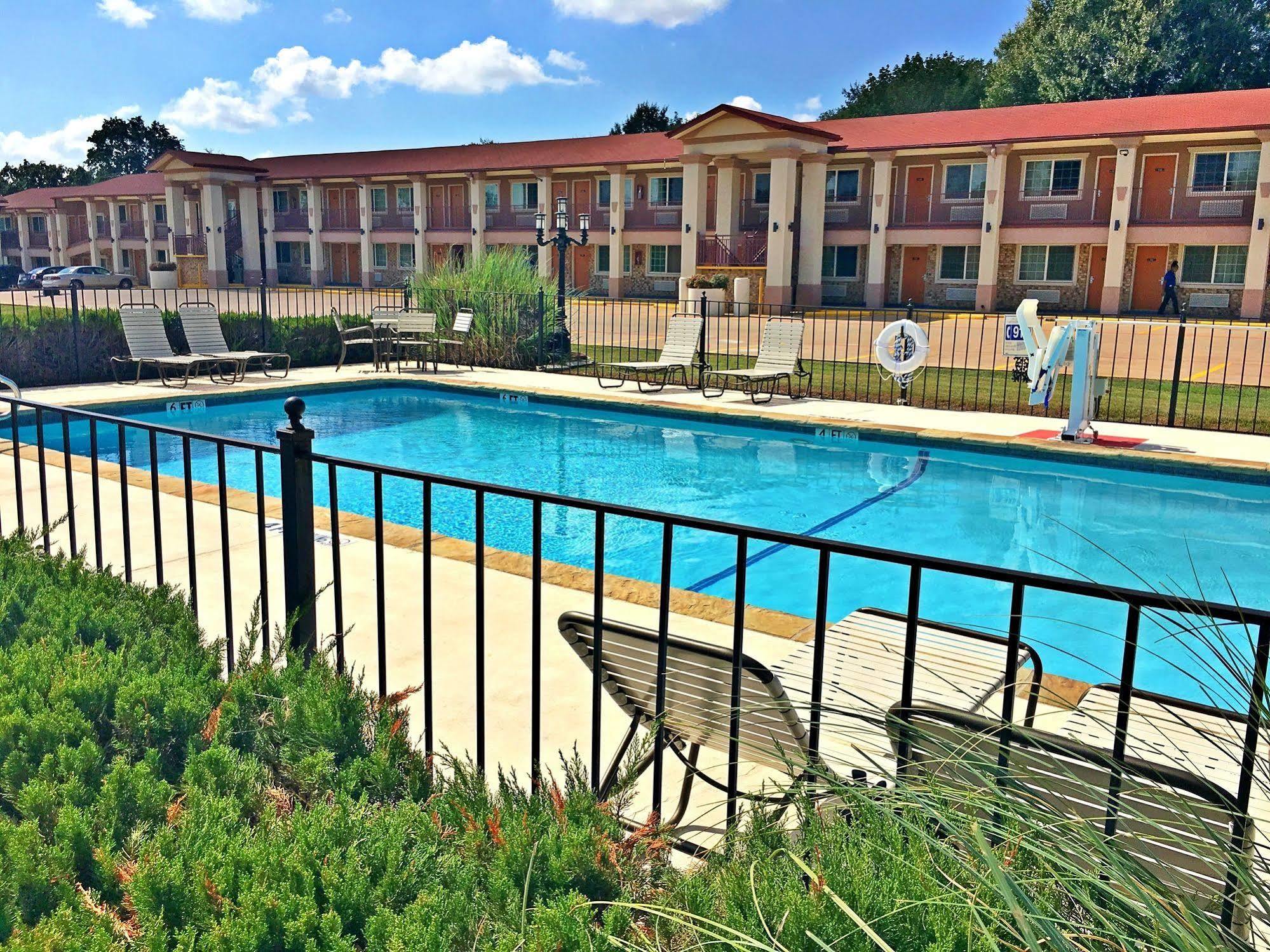 Best Western Palestine Inn Exteriér fotografie